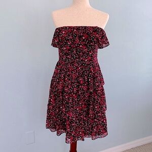 WHBM Ditzy Floral Tiered Strapless Dress